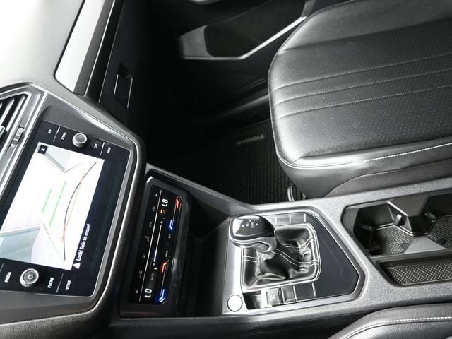 Used 2022 Volkswagen Tiguan SE FWD image 22