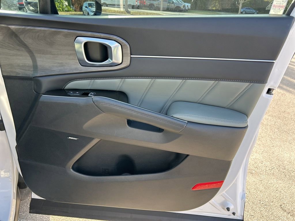 Used 2024 Kia Sorento SX Prestige w/ Sage Leather Package image 45