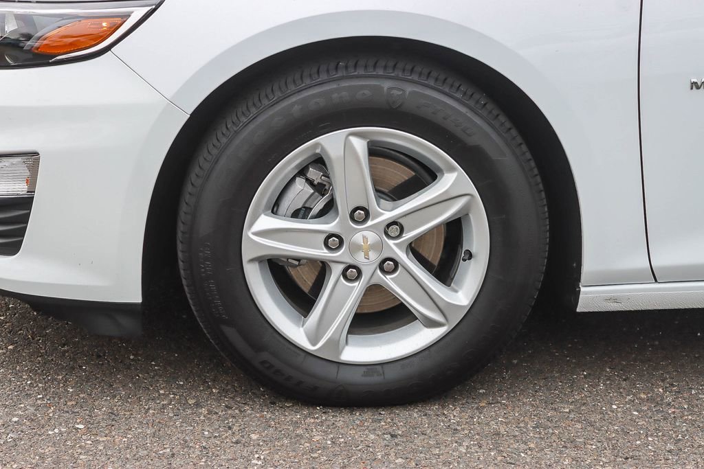 New 2025 Chevrolet Malibu LS image 9