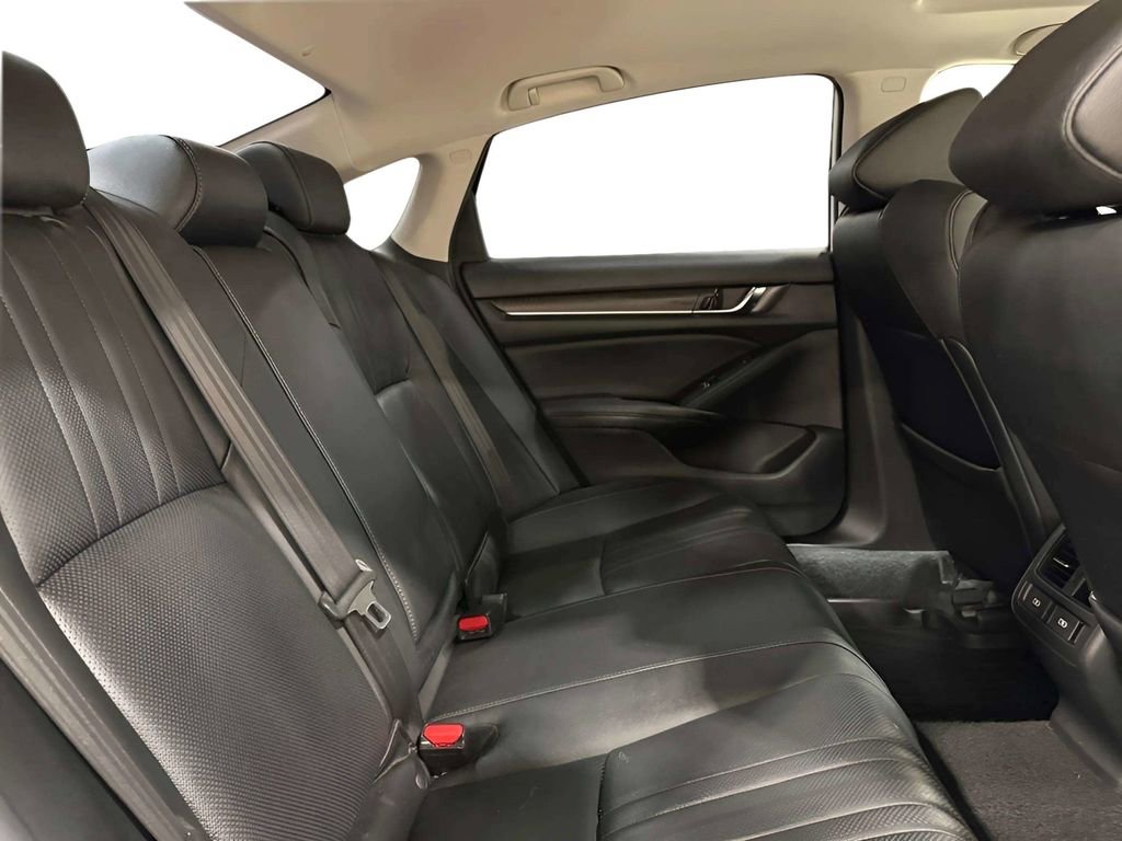 Used 2020 Honda Accord Touring image 13
