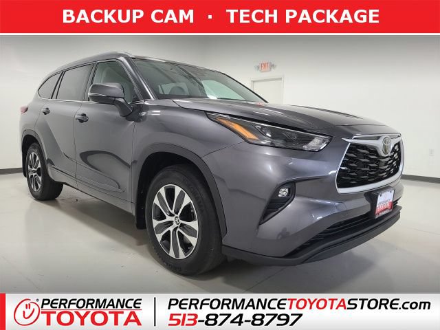 Used 2022 Toyota Highlander XLE