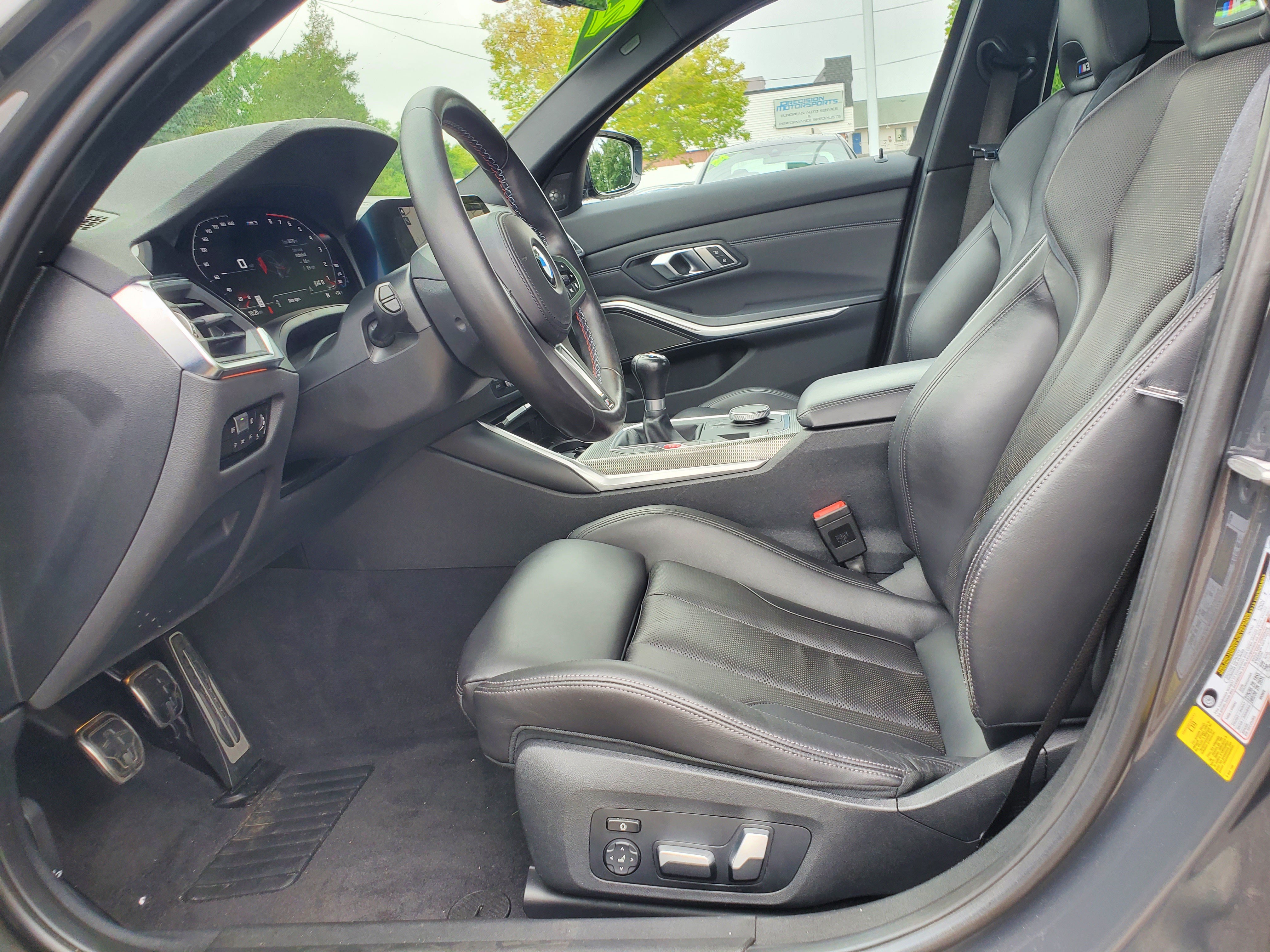 Used 2022 BMW M3 RWD image 9