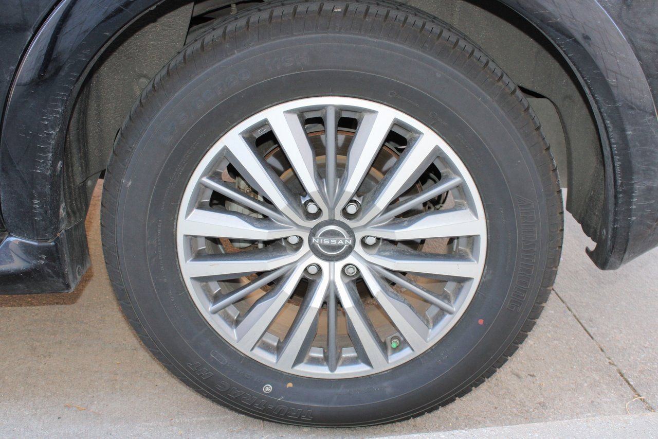 Certified 2022 Nissan Armada SL image 32