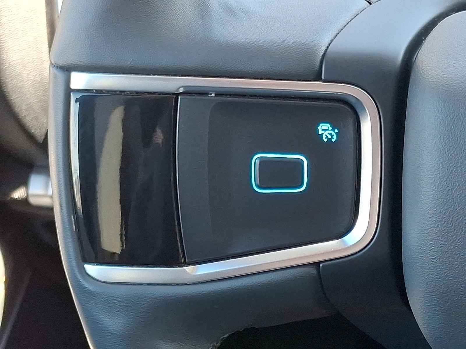 Used 2025 Ford Expedition Active AWD/4WD image 20