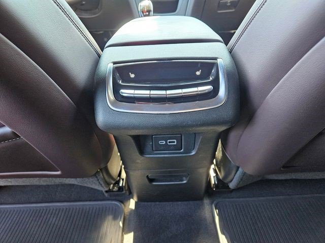 Certified 2023 Cadillac XT6 Premium Luxury AWD/4WD image 10