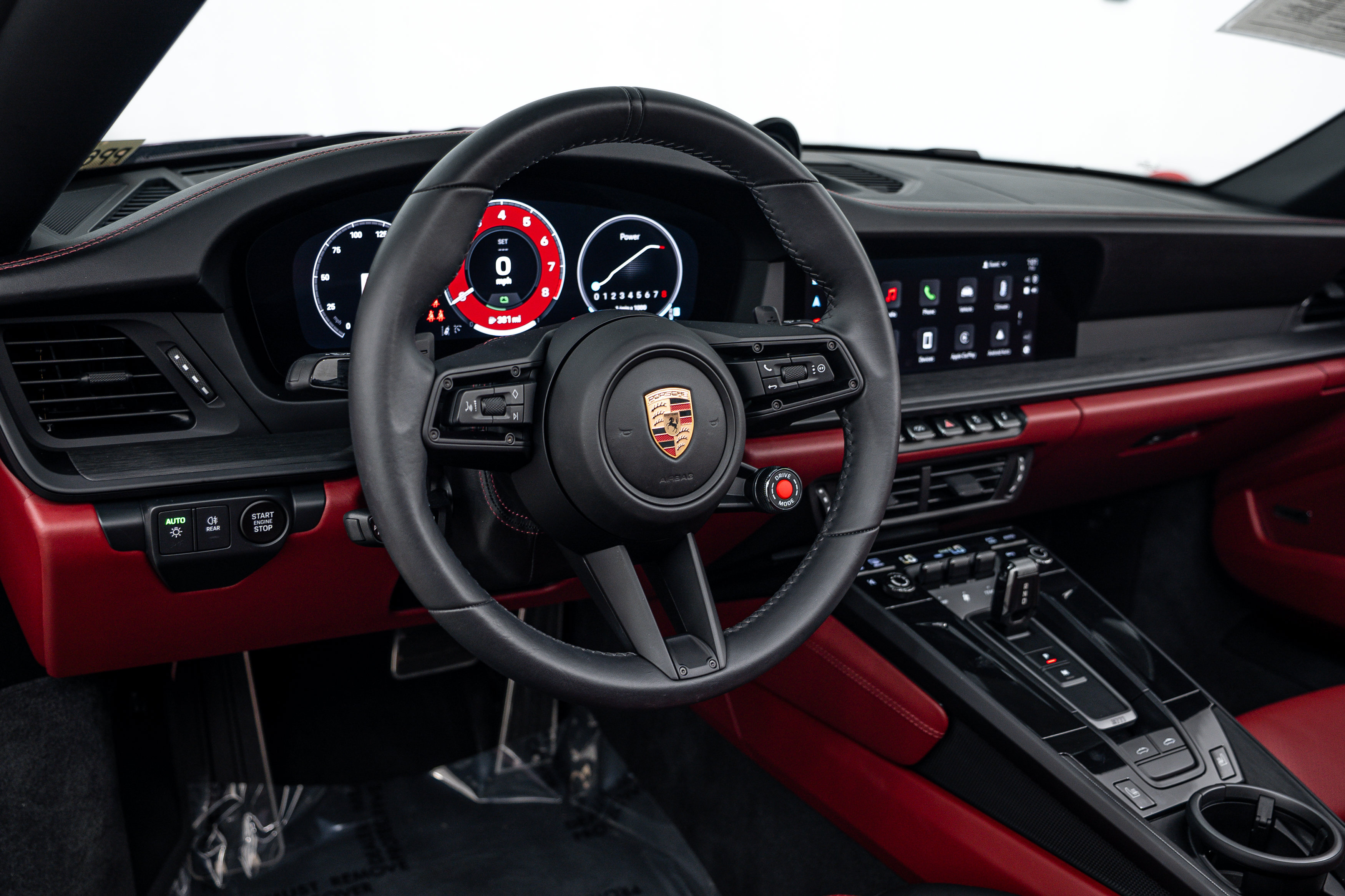Certified 2025 Porsche 911 Targa 4 GTS AWD/4WD image 16