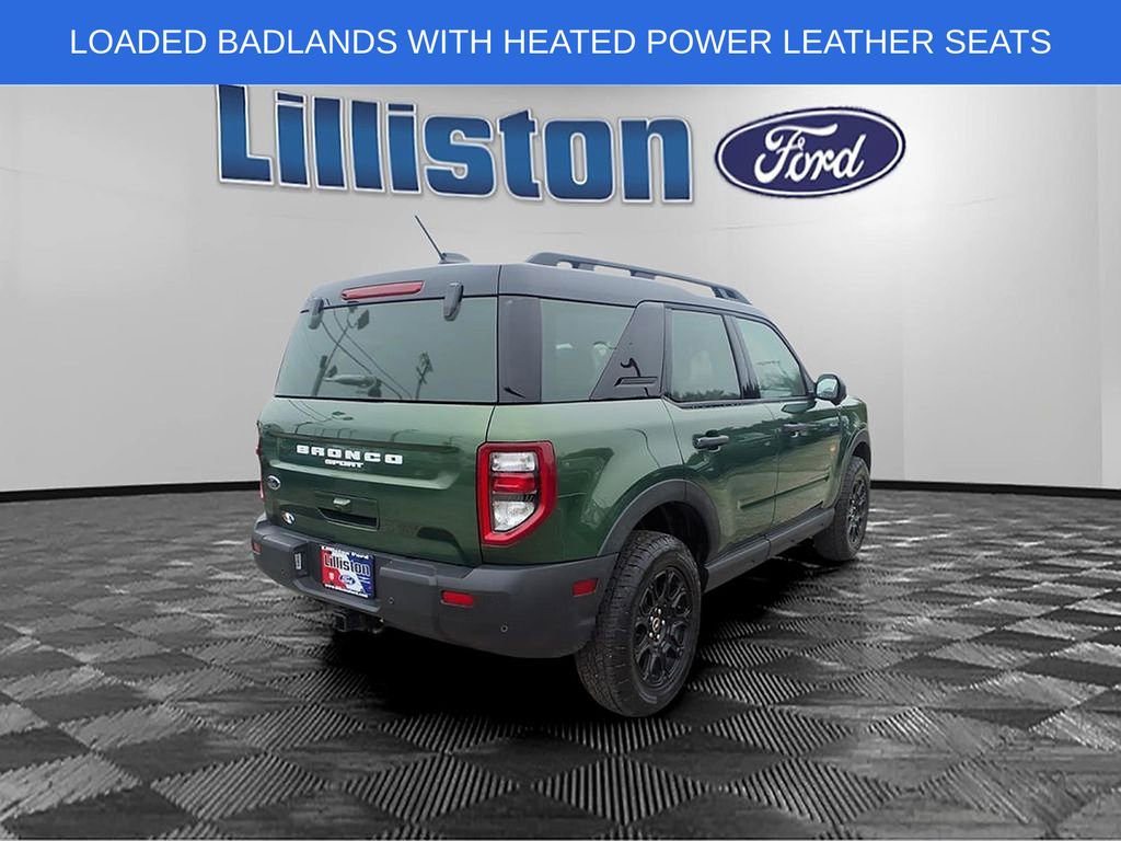 Used 2025 Ford Bronco Sport Badlands image 3