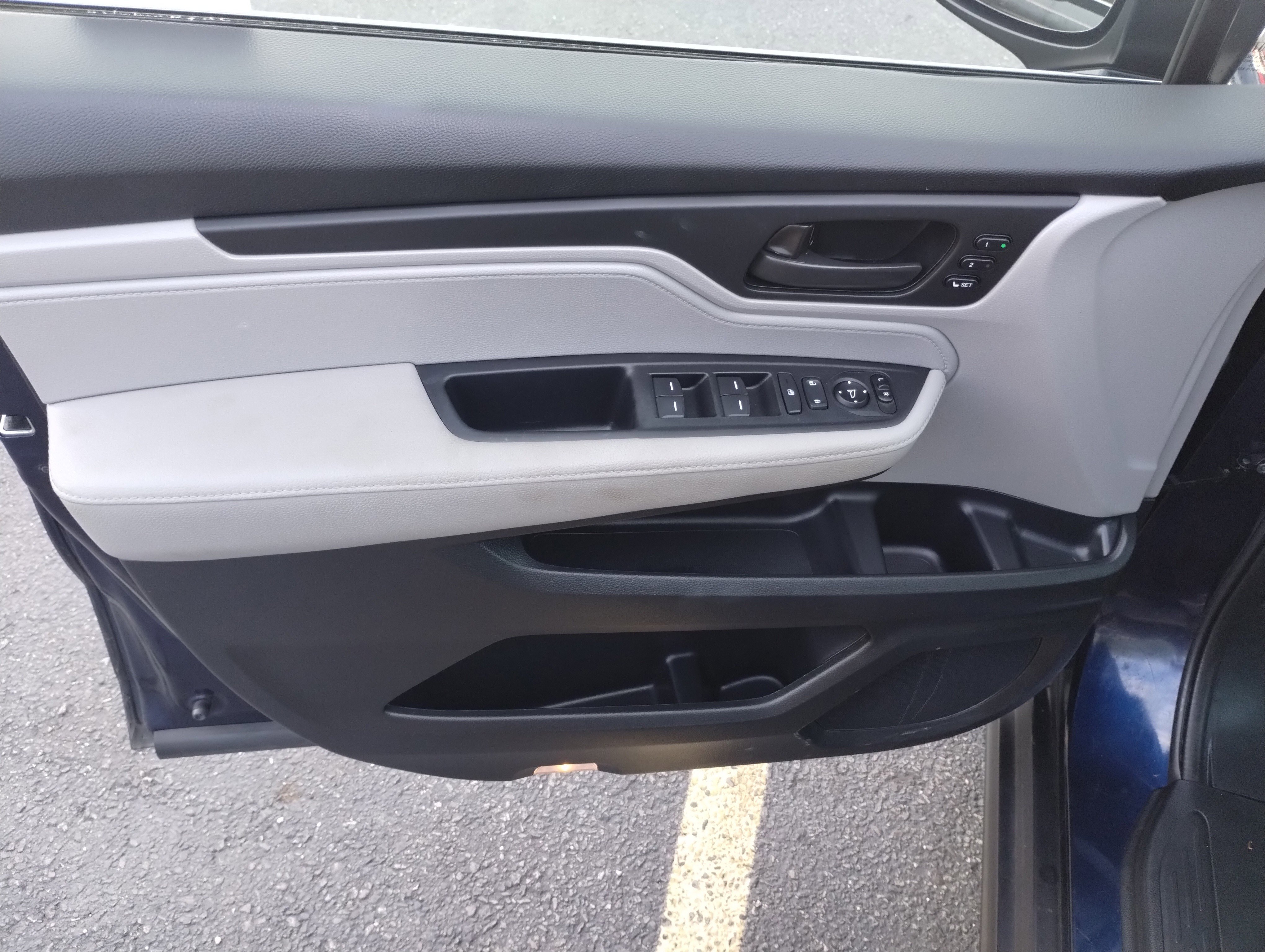 Used 2024 Honda Odyssey EX-L image 10