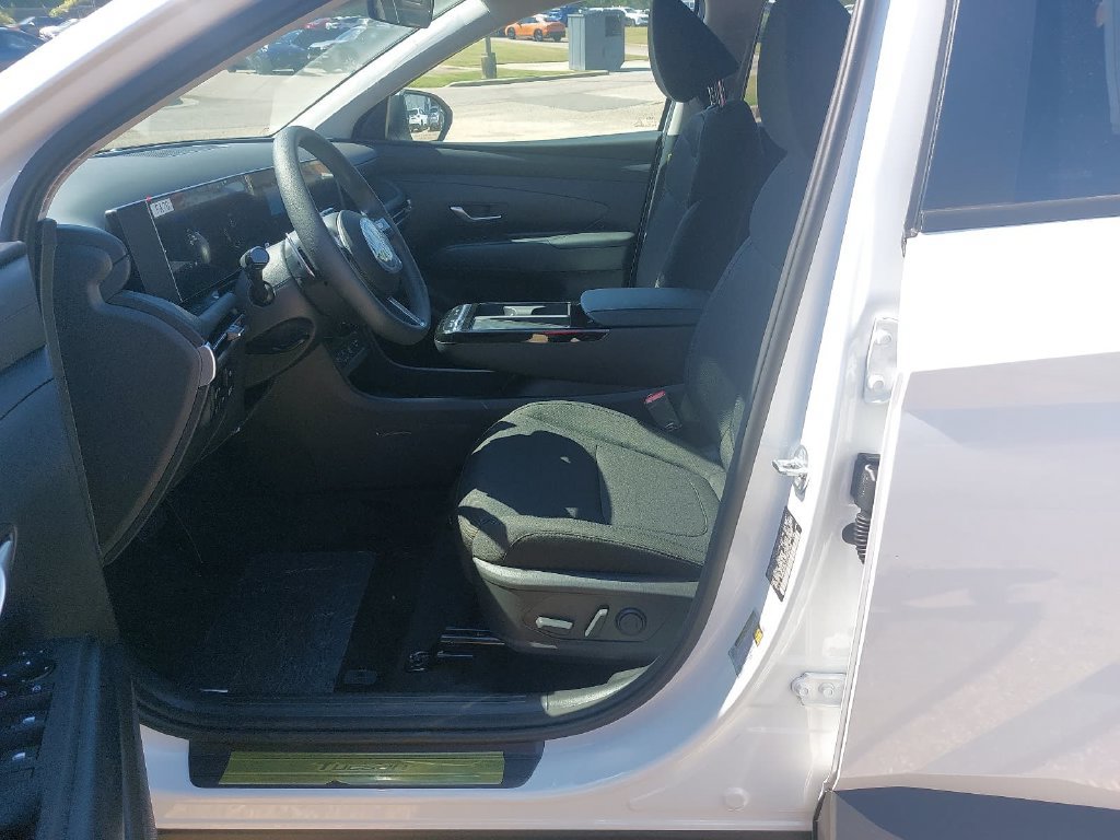 New 2026 Hyundai Tucson SEL w/ Tow & Go Package FWD image 15