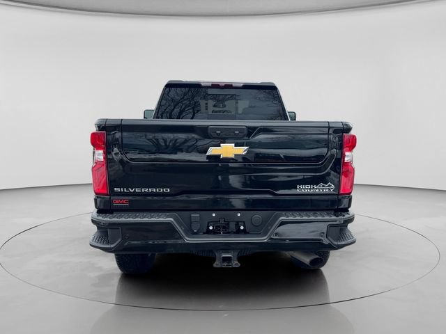 Used 2024 Chevrolet Silverado 2500 High Country w/ Z71 Off-Road Package image 4