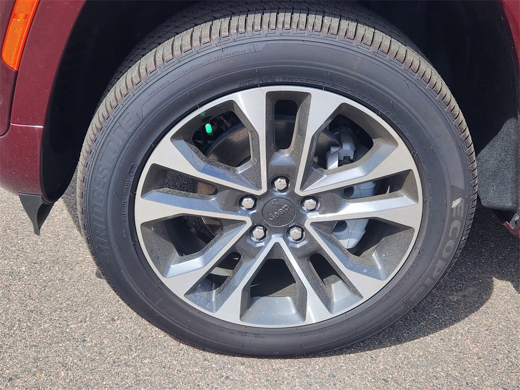 New 2025 Jeep Grand Cherokee Overland w/ Trailer Tow Package image 6