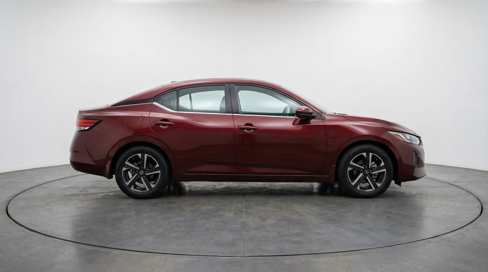 Used 2025 Nissan Sentra SV image 11