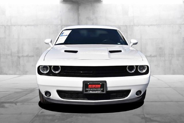 Used 2023 Dodge Challenger SXT w/ Plus Package RWD image 4