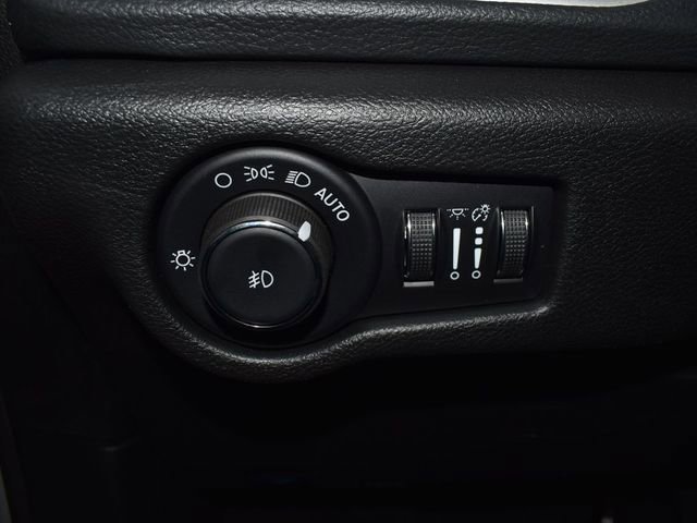 New 2026 Chrysler Pacifica Select w/ S Appearance Package FWD image 14