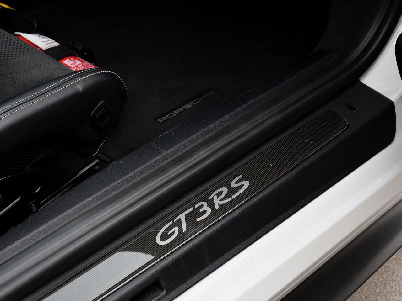 Used 2019 Porsche 911 GT3 RS image 23