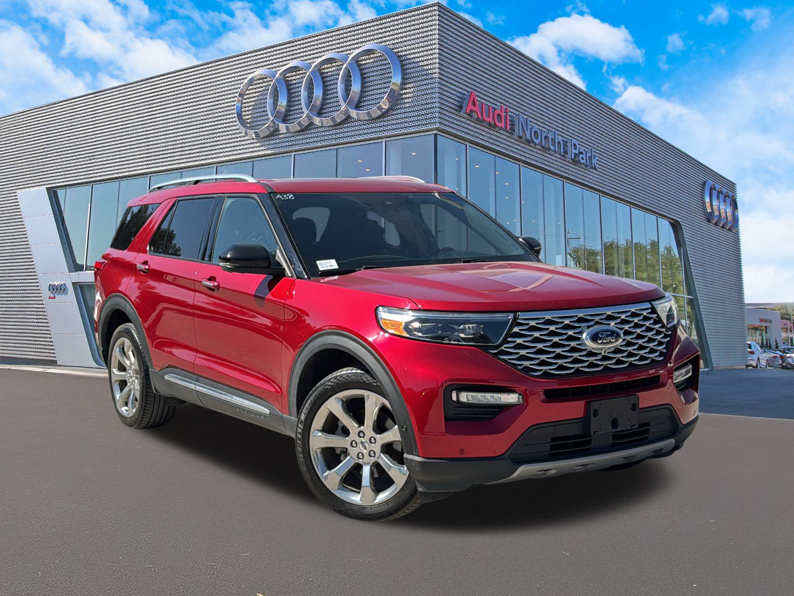 Used 2020 Ford Explorer Platinum w/ Premium Technology Package image 1
