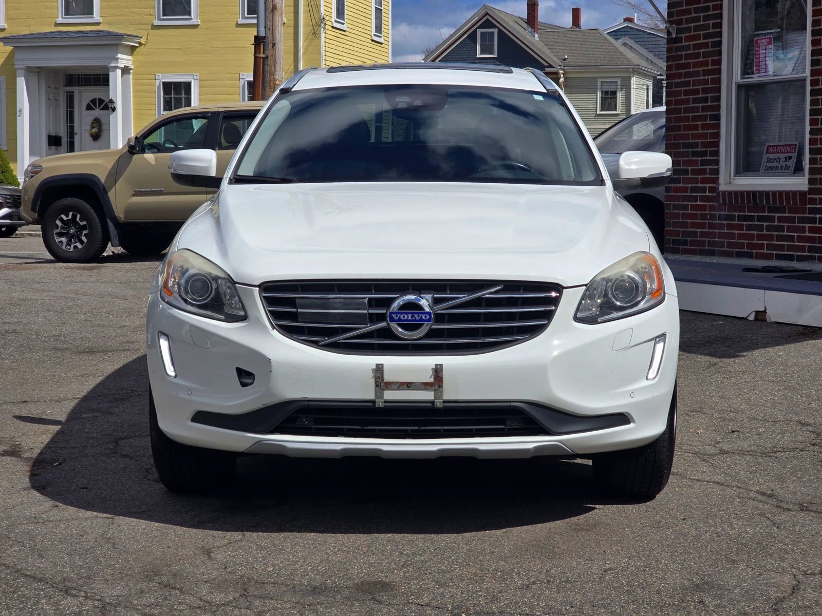 Used 2016 Volvo XC60 T5 Platinum AWD/4WD image 2