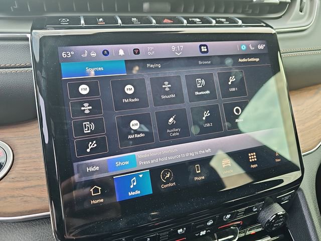 Used 2025 Jeep Grand Cherokee Summit w/ Obsidian Package AWD/4WD image 19
