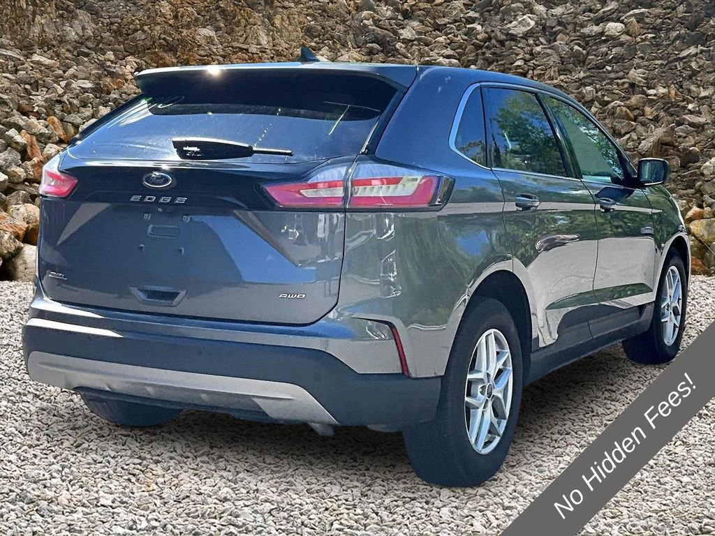 Used 2021 Ford Edge SEL w/ Cargo Accessory Package AWD/4WD image 2
