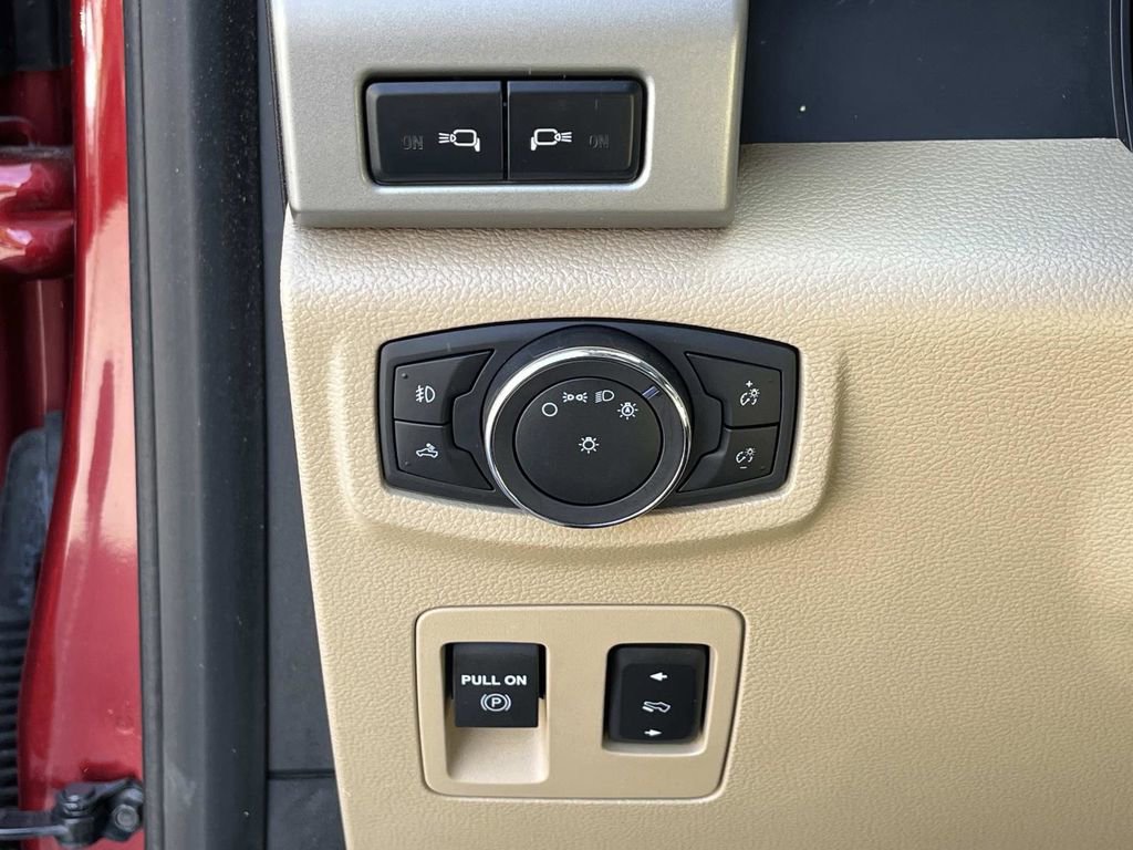 Used 2018 Ford F150 Lariat image 28