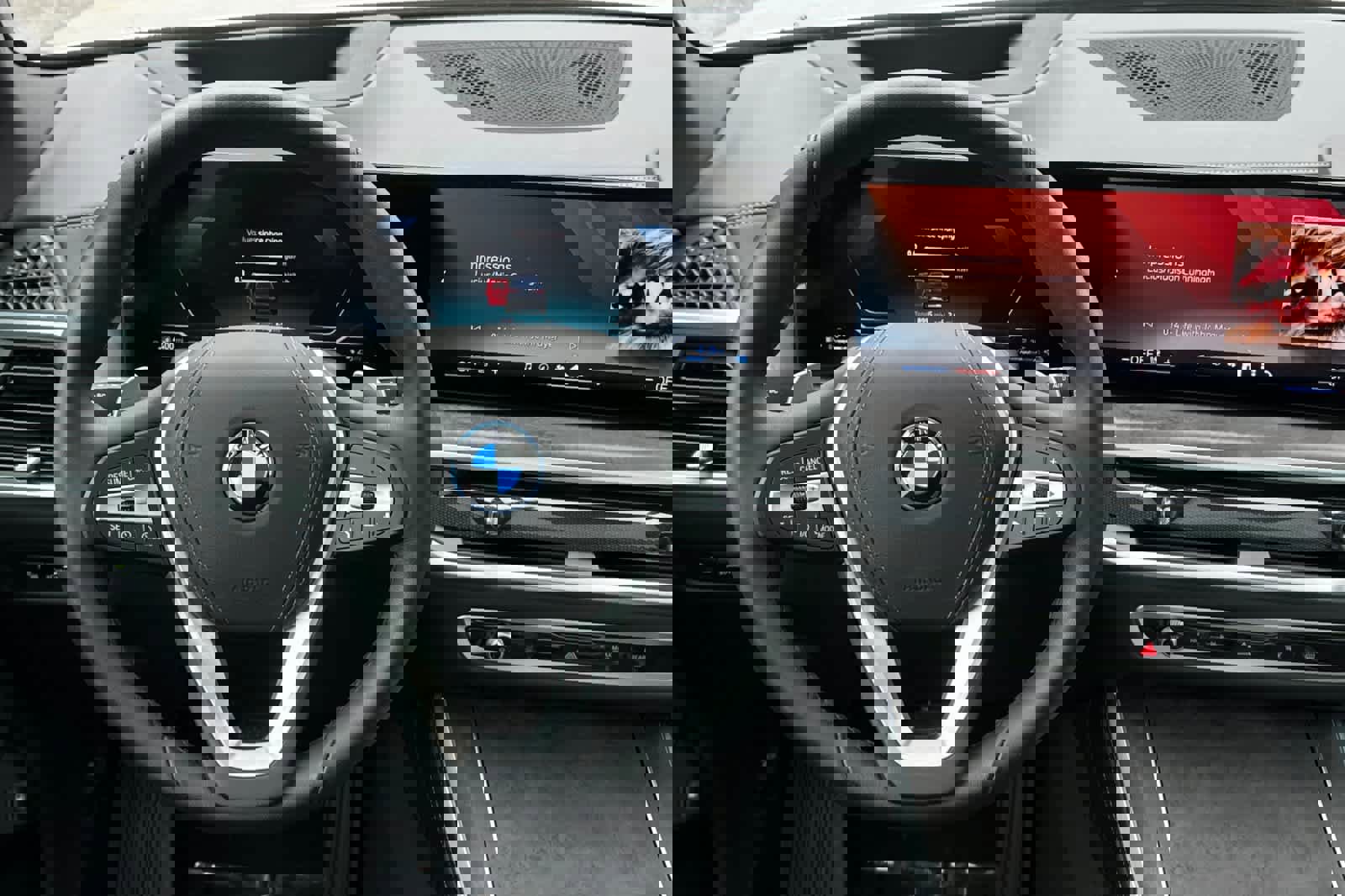 Used 2025 BMW X5 xDrive50e image 15