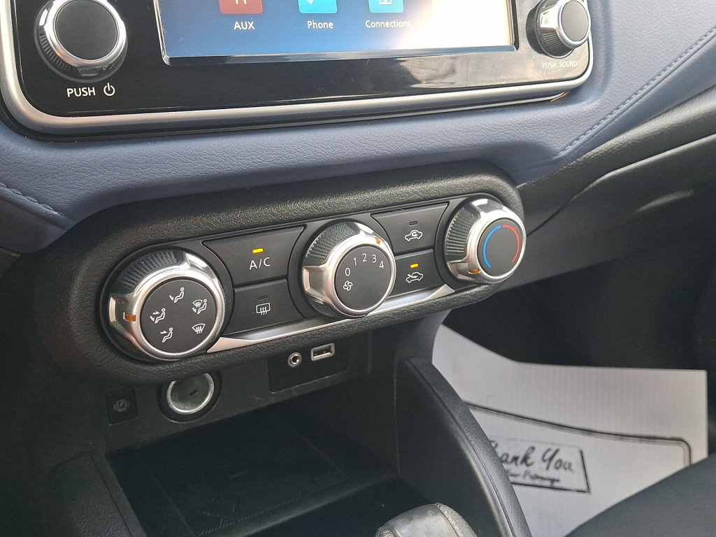Used 2024 Nissan Versa SV FWD image 28