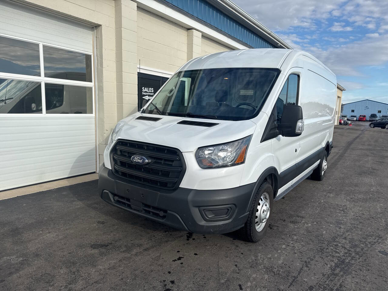 Used 2020 Ford Transit 250 Medium Roof AWD image 2
