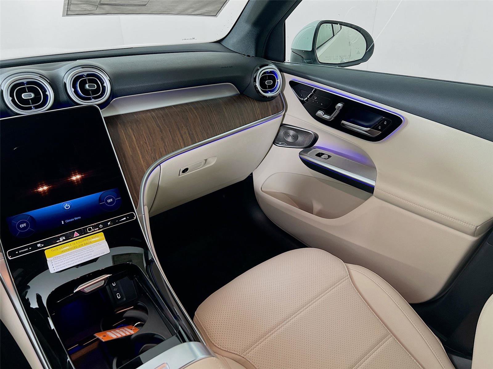 New 2026 Mercedes-Benz GLC 300 4MATIC image 24