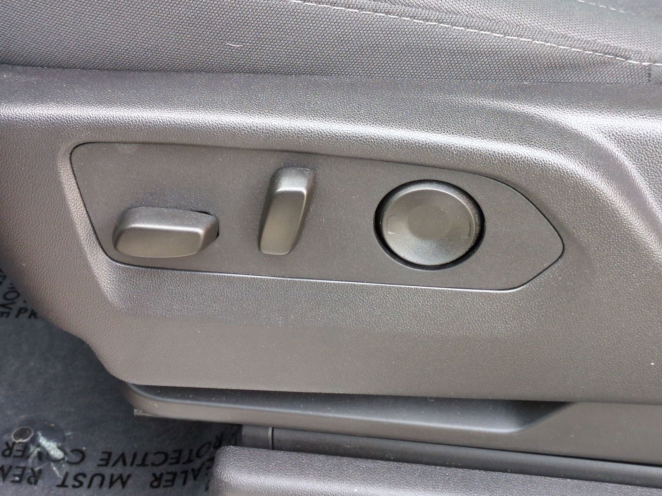 Certified 2025 Chevrolet Silverado 1500 LT Trail Boss w/ Convenience Package II image 17