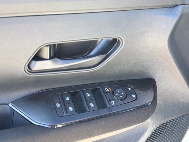 New 2027 Nissan Kicks S FWD image 21