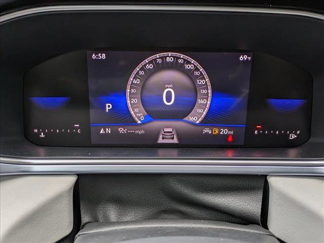 New 2025 Volkswagen Taos SE image 11