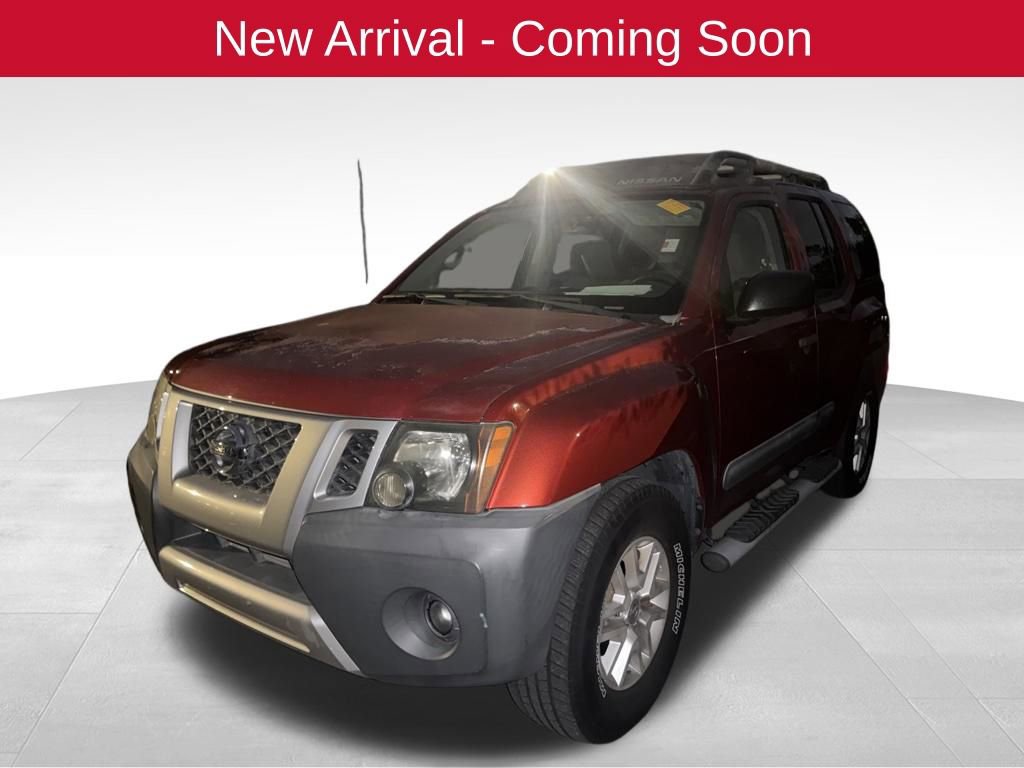 Used 2014 Nissan Xterra S w/ Value Package RWD image 2