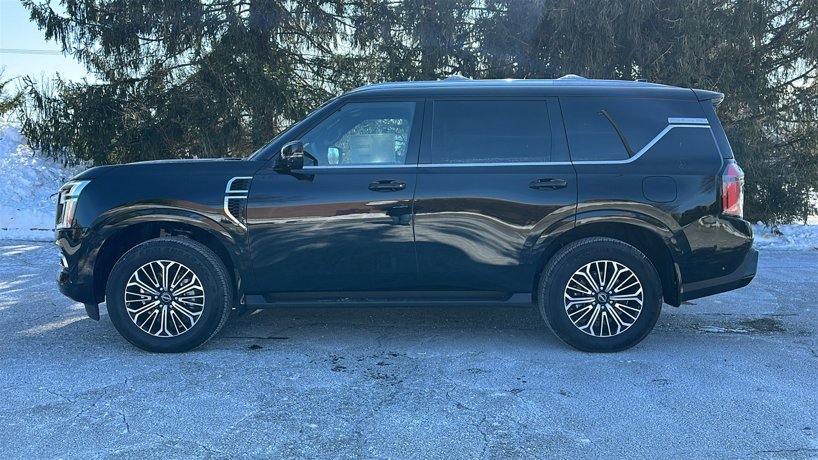 New 2026 Nissan Armada SL image 18