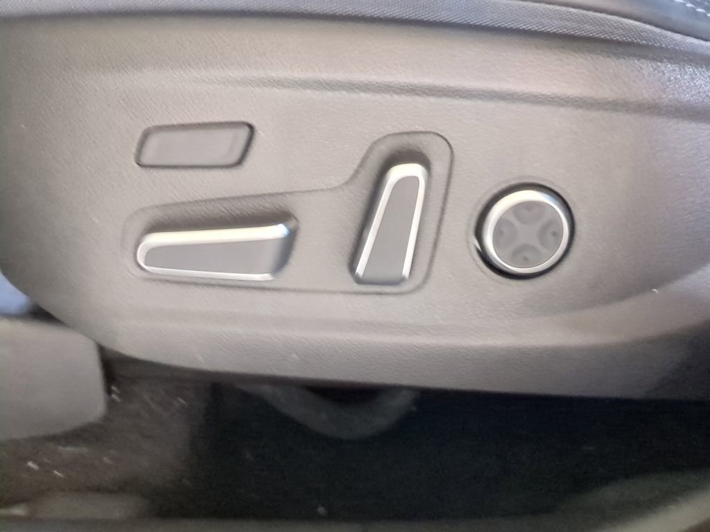 Used 2023 Hyundai Santa Fe Calligraphy w/ Cargo Package AWD/4WD image 16