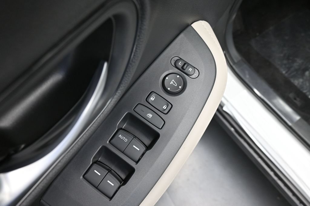 New 2027 Honda HR-V LX image 19