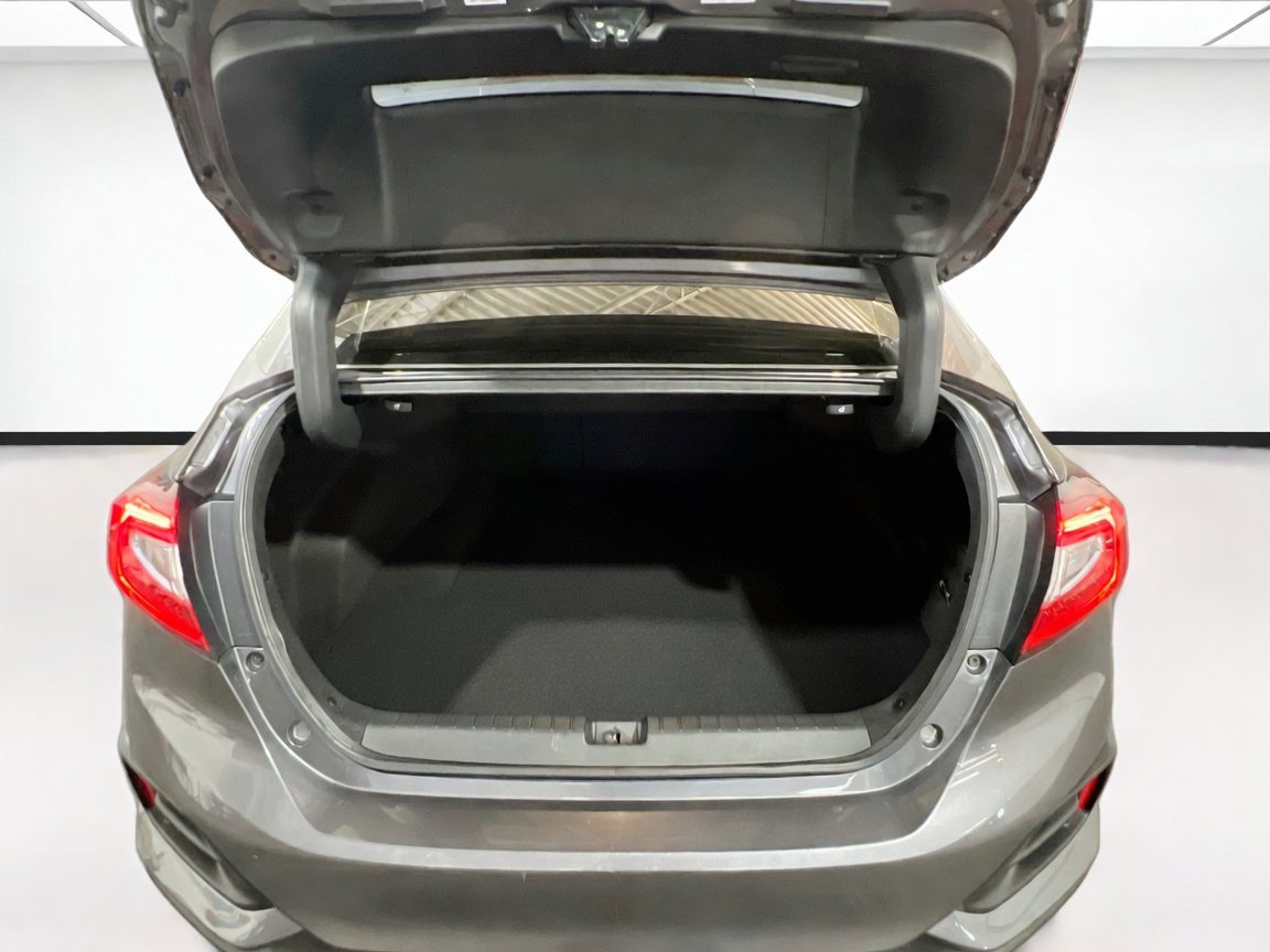 Used 2018 Honda Clarity Touring image 19