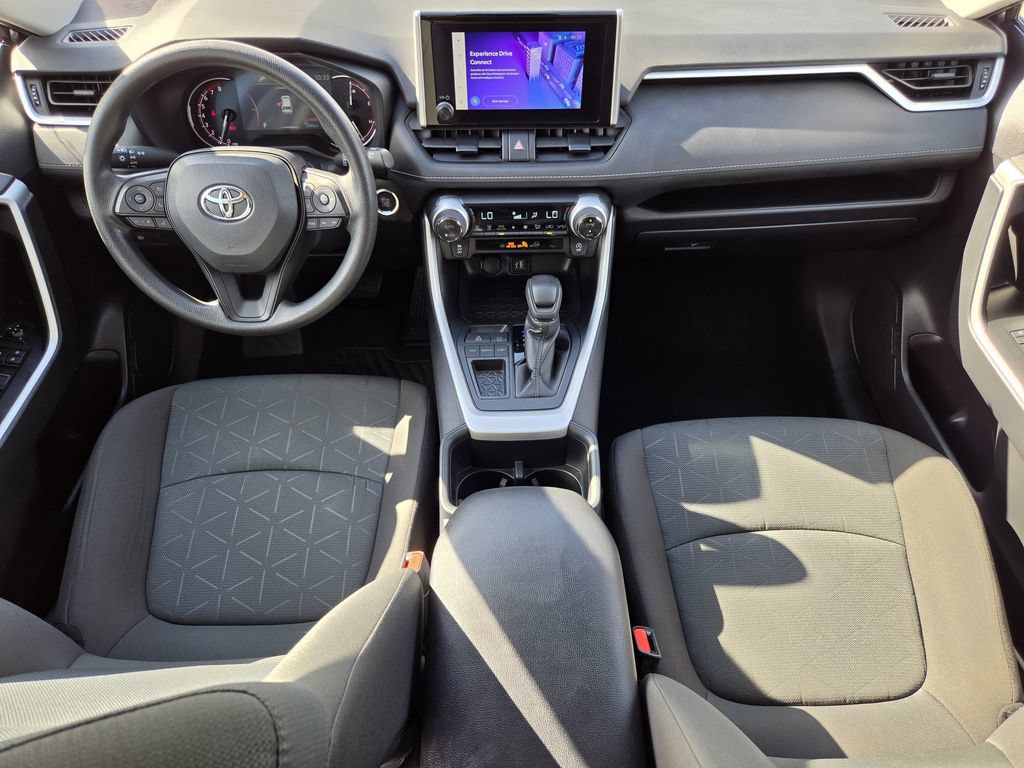Used 2025 Toyota RAV4 XLE FWD image 13