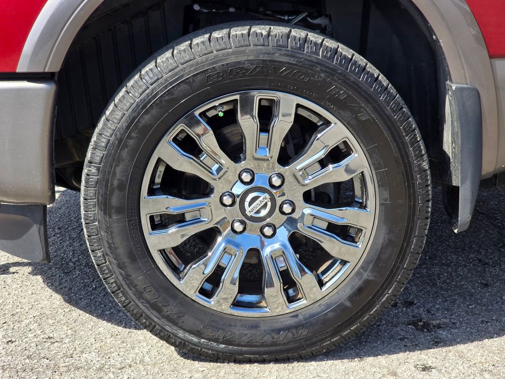 Used 2019 Nissan Titan Platinum Reserve w/ Platinum Utility Package image 10