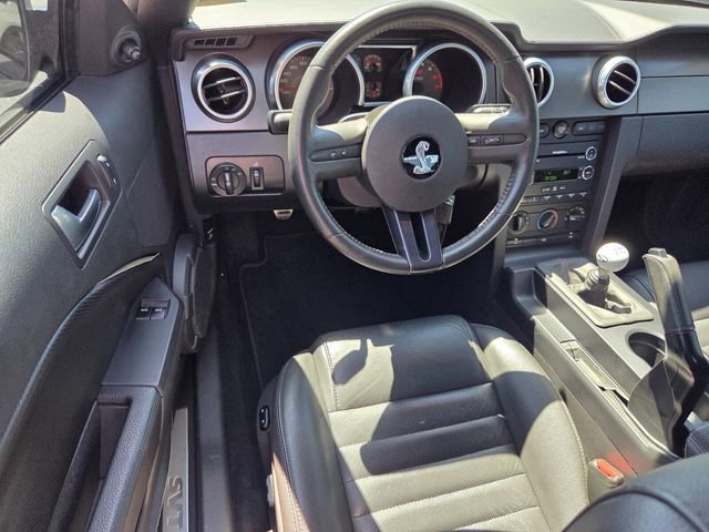 Used 2009 Ford Mustang Shelby GT500 RWD image 12