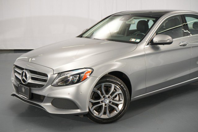 Used 2016 Mercedes-Benz C 300 4MATIC Sedan image 3