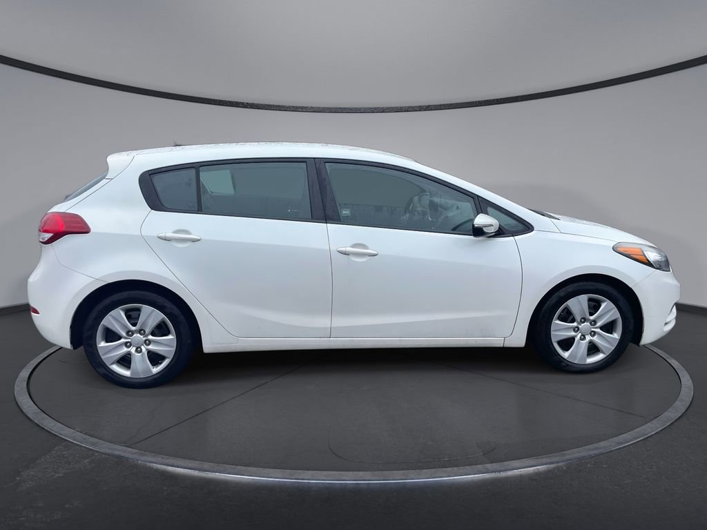 Used 2016 Kia Forte LX image 5