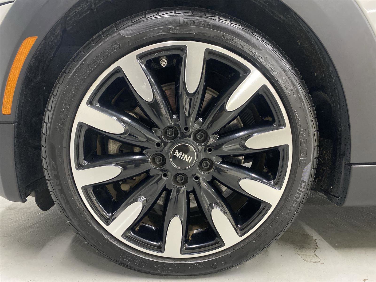 Used 2017 MINI Cooper S image 23