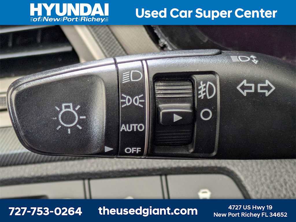 Used 2013 Hyundai Santa Fe Sport 2.0T image 29