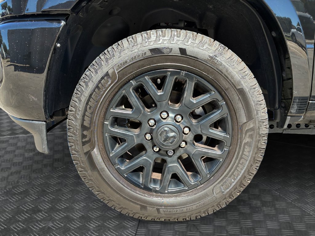Used 2026 RAM 2500 Limited AWD/4WD image 22