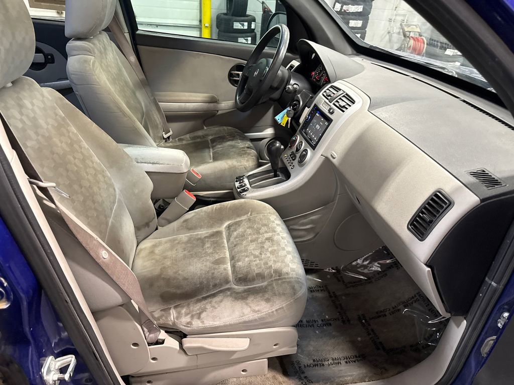 Used 2005 Chevrolet Equinox LT AWD/4WD image 16
