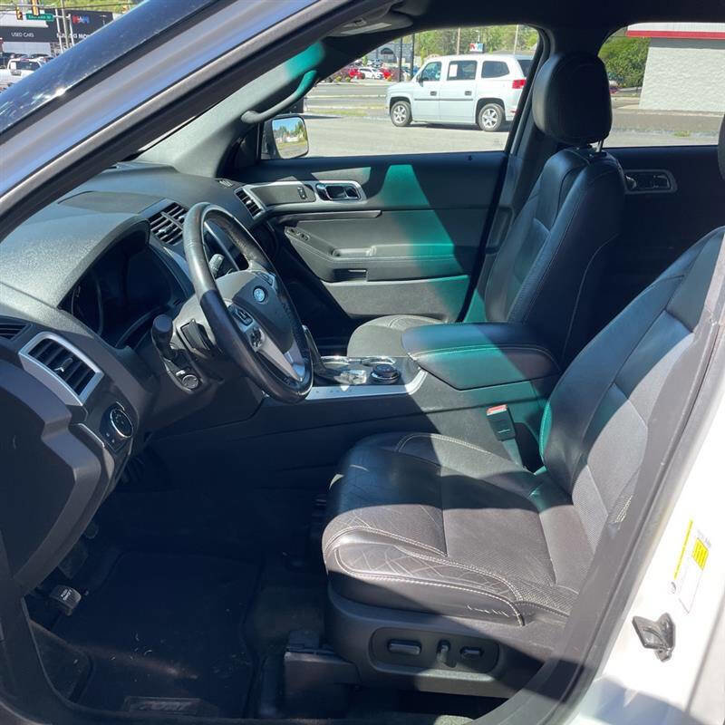 Used 2014 Ford Explorer Sport w/ Equipment Group 401A AWD/4WD image 6