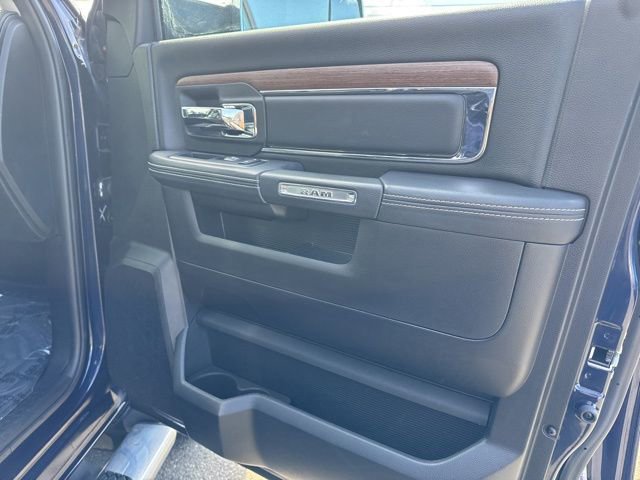 Used 2016 RAM 1500 Laramie w/ Convenience Group AWD/4WD image 8