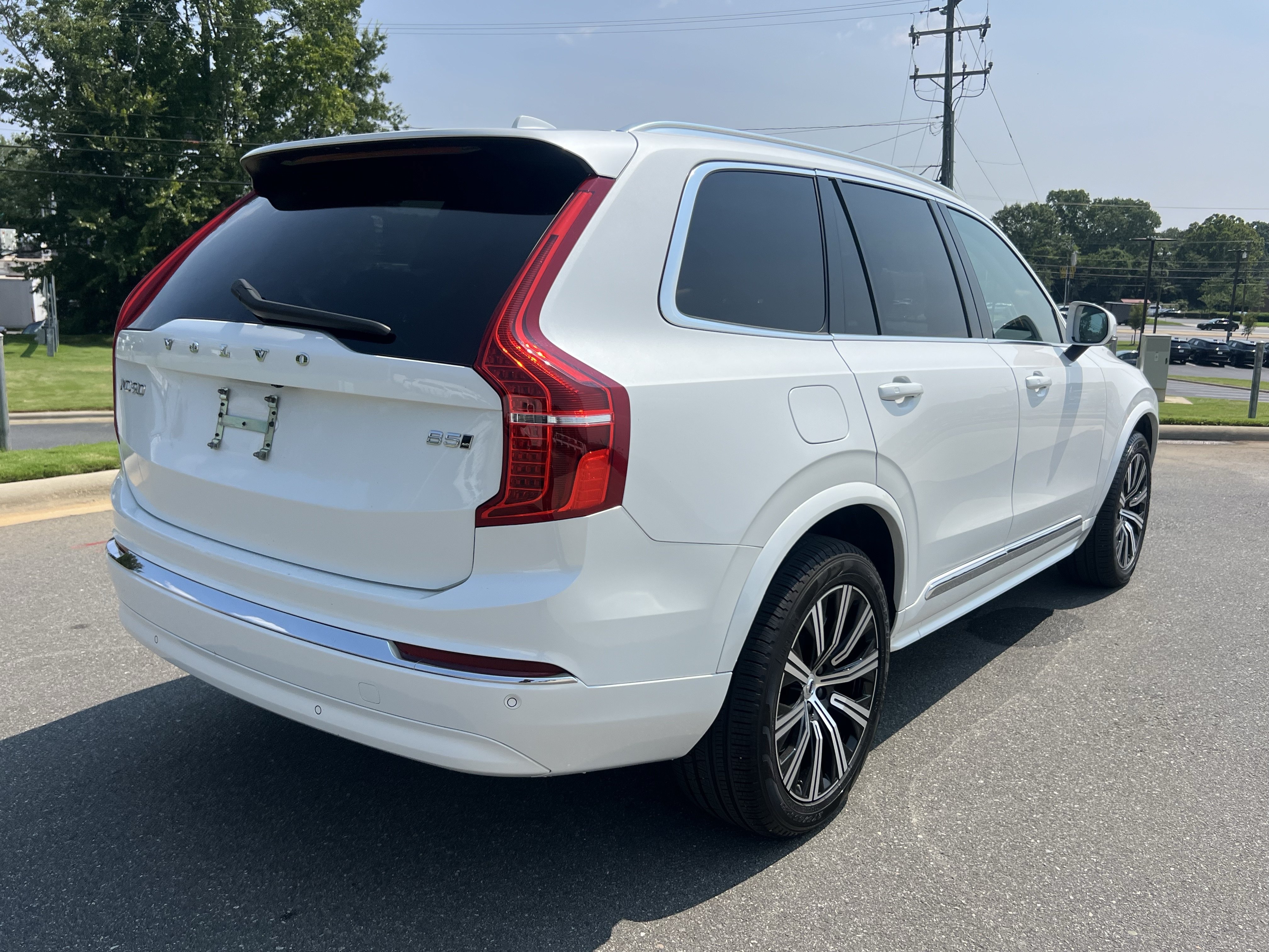 Used 2025 Volvo XC90 B5 Core AWD/4WD image 10