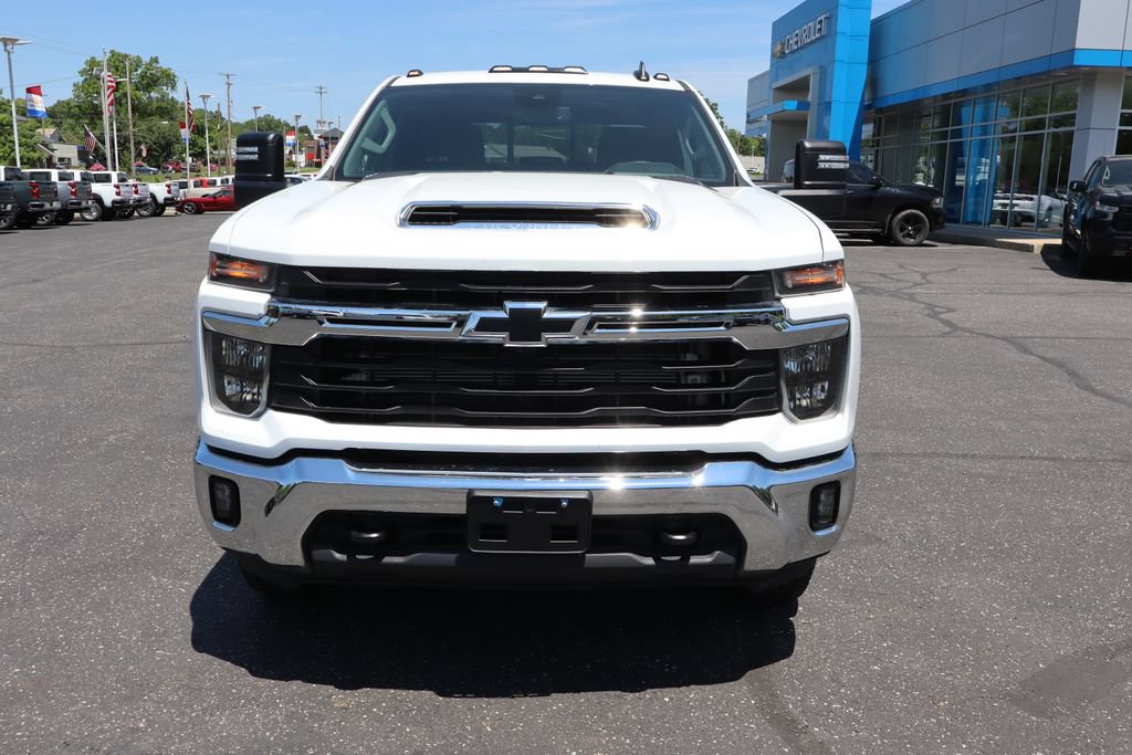 Used 2024 Chevrolet Silverado 3500 LT w/ All Star Edition AWD/4WD image 26