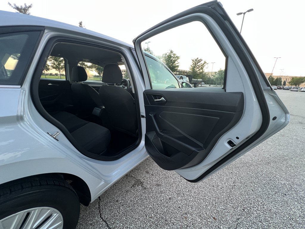 Used 2019 Volkswagen Jetta FWD image 12